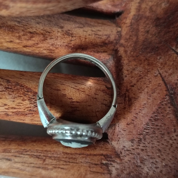 Vintage Black Wedgewood Goddess Sterling Ring Made In England Size 5.5 - Picture 10 of 10